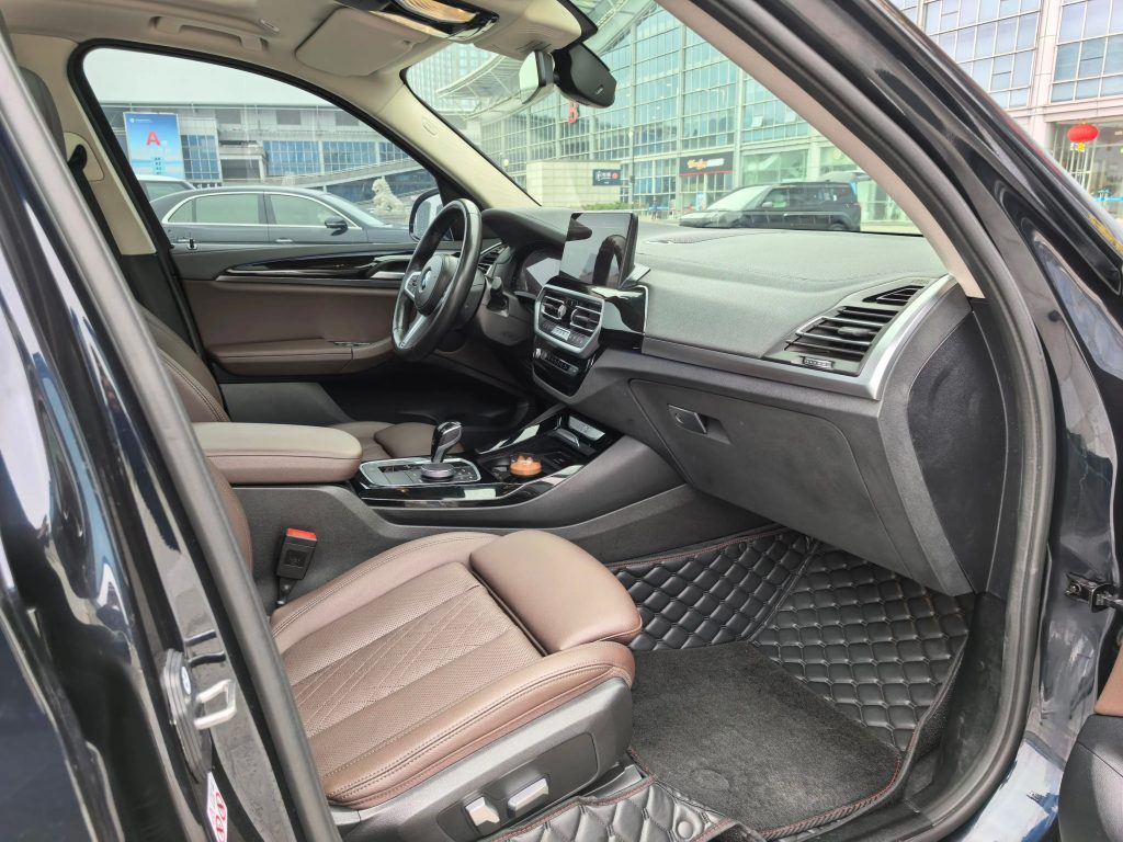 2022 BMW X3 xDrive25i M Sport