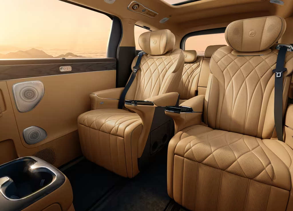 Second-Gen Denza D9 Launch